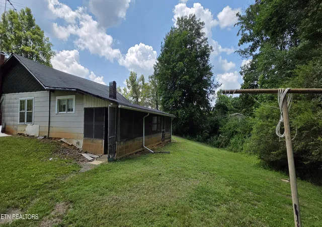 2nd image of 1720 Old Piney Rd, Maryville, TN 37803 | MLS# 1347005