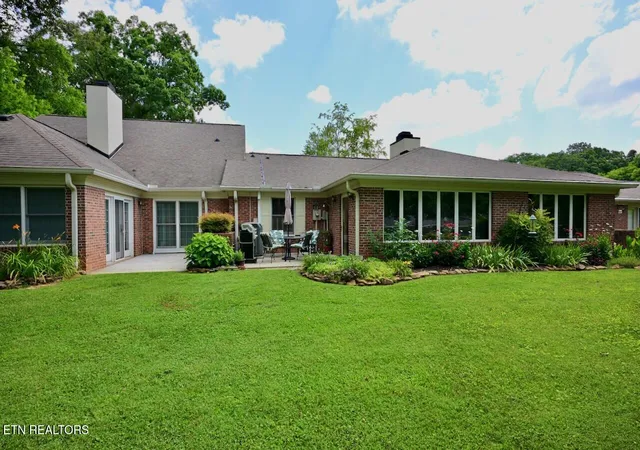 42nd image of 703 Dundee Dr, Maryville, TN 37803 | MLS# 1346775
