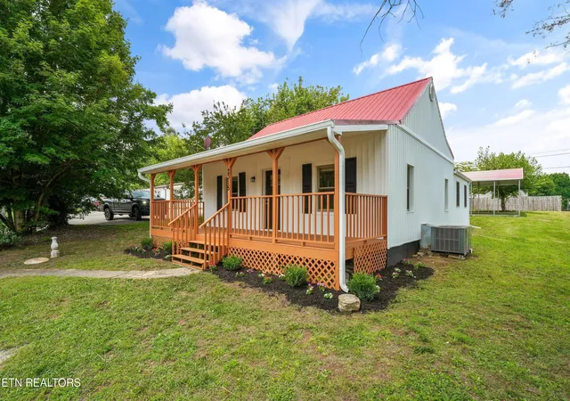 2nd image of 2315 Holbrook Dr, Knoxville, TN 37918 | MLS# 1346221
