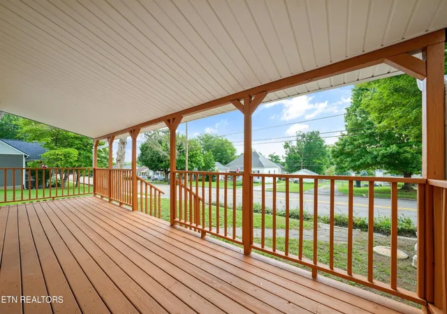 4th image of 2315 Holbrook Dr, Knoxville, TN 37918 | MLS# 1346221