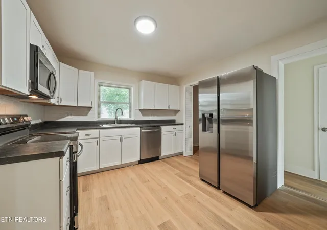 5th image of 2315 Holbrook Dr, Knoxville, TN 37918 | MLS# 1346221