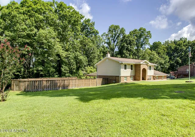 3rd image of 145 Van Stowe Rd, Harriman, TN 37748 | MLS# 1346229