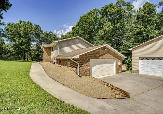 4th image of 145 Van Stowe Rd, Harriman, TN 37748 | MLS# 1346229