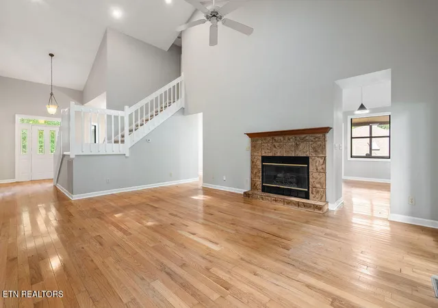 Photo 3 of Single family home for sale at 121 Inata Cir, Loudon, TN 37774 | MLS# 1346252 | Listing updated on 2026-09-14