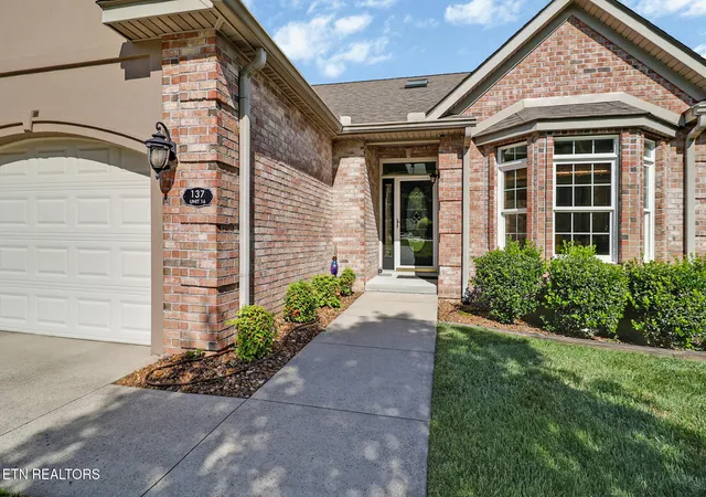 3rd image of 137 Lafayette, Crossville, TN 38558
