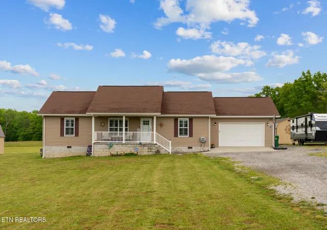 2nd image of 233 Georgee Rd, Jamestown, TN 38556 | MLS# 1346250