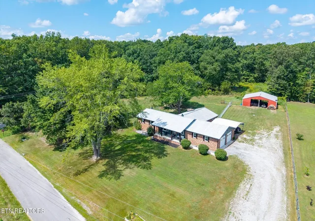 Homes for sale in Jamestown, TN | 111 Guffey Ln, Jamestown, TN 38556 | MLS# 1346273