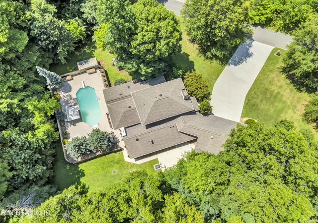 Photo 3 of Single family home for sale at 346 Fallen Oak Ct, Seymour, TN 37865 | MLS# 1346258 | Listing updated on 2026-06-28