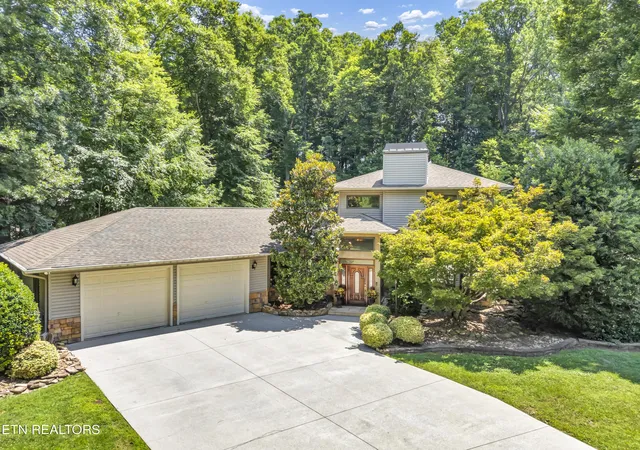 Photo 3 of Single family home for sale at 346 Fallen Oak Ct, Seymour, TN 37865 | MLS# 1346258 | Listing updated on 2026-06-28