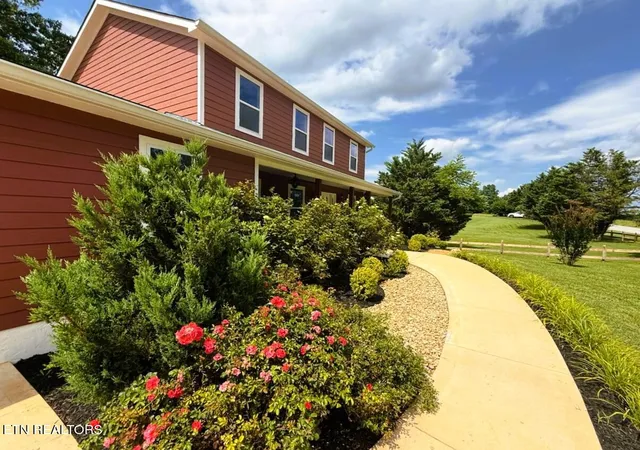 Homes for sale in New Tazewell, TN | 251 Topaz Ln, New Tazewell, TN 37825 | MLS# 1346270