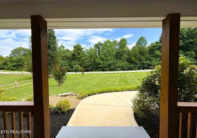 3rd image of 251 Topaz Ln, New Tazewell, TN 37825 | MLS# 1346270
