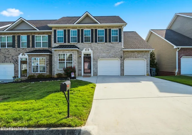 Photo 1 of Single family home for sale at 4847 Briar Rock Ln, Knoxville, TN 37920 | MLS# 1346300 | Listing updated on 2026-07-30