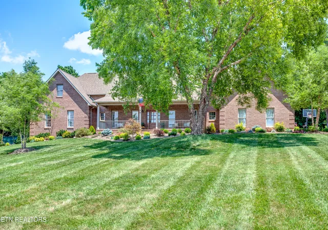 Photo 3 of Single family home for sale at 1980 Carpenters Grade Rd, Maryville, TN 37803 | MLS# 1346326 | Listing updated on 2026-06-29