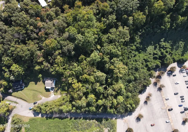 Photo 3 of Land for sale at 0 Richmond Ave, Knoxville, TN 37921 | MLS# 1346330 | Listing updated on 2026-06-30