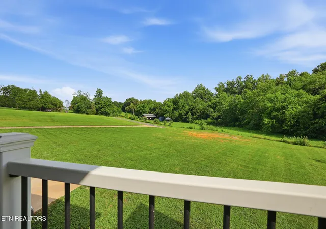 Homes for sale in Dandridge, TN | 641 Zirkle Rd, Dandridge, TN 37725 | MLS# 1346492