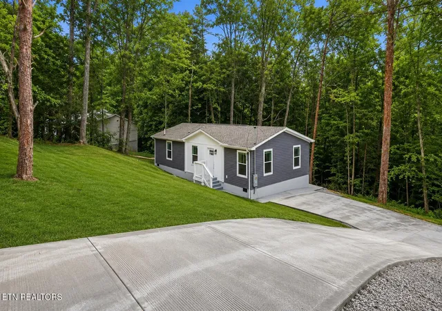 1st image of 6504 Milroy Ln, Knoxville, TN 37918 | MLS# 1346336