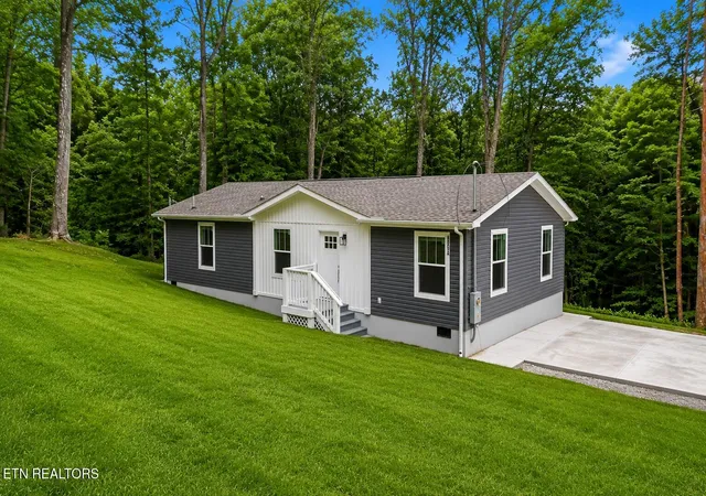 2nd image of 6504 Milroy Ln, Knoxville, TN 37918 | MLS# 1346336