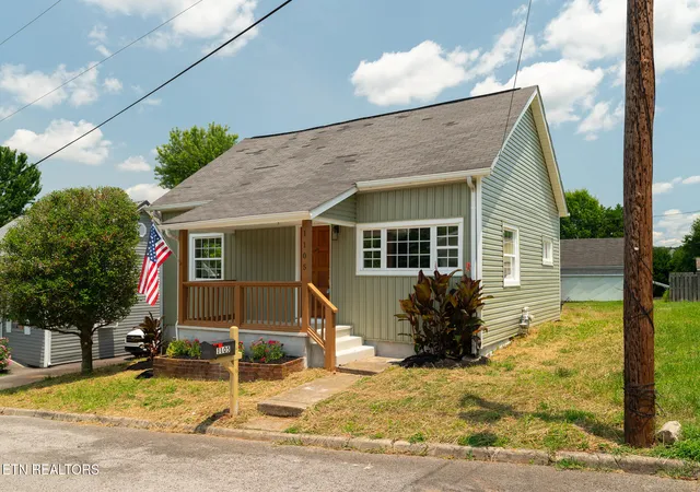 1st image of 1105 Freedman St, Loudon, TN 37774 | MLS# 1346334