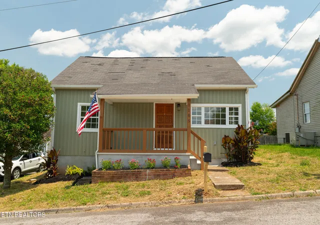 2nd image of 1105 Freedman St, Loudon, TN 37774 | MLS# 1346334