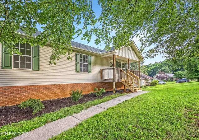 4th image of 1245 Buford Ct, Greenback, TN 37742 | MLS# 1346341