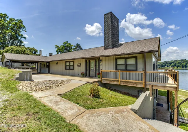 Homes for sale in Kingston, TN | 1000 S Kentucky St, Kingston, TN 37763 | MLS# 1346350