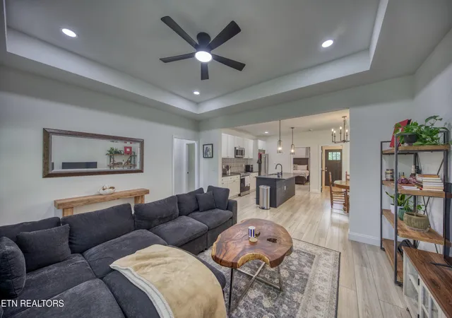 Photo 3 of Single family home for sale at 2901 Lay Ave, Knoxville, TN 37914 | MLS# 1346677 | Listing updated on 2026-09-18