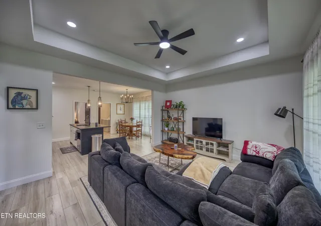 Photo 3 of Single family home for sale at 2901 Lay Ave, Knoxville, TN 37914 | MLS# 1346677 | Listing updated on 2026-09-18
