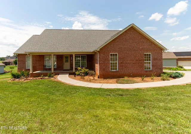 Photo 1 of Sale Pending at 602 Yellow Rose Ln, Maryville, TN 37803 | MLS# 1346387 | Listing updated on 2026-08-30