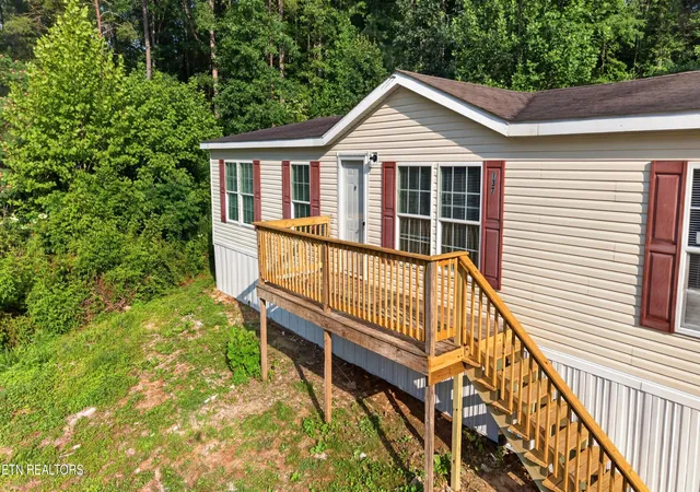 Photo 4 of Single family home for sale at 137 Morrison Subdivision Rd, Oakdale, TN 37829 | MLS# 1346351 | Listing updated on 2026-09-18