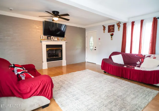Photo 4 of Single family home for sale at 4340 Felty Dr, Knoxville, TN 37918 | MLS# 1346361 | Listing updated on 2026-08-14