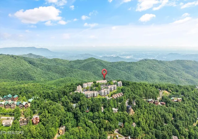Homes for sale in Gatlinburg, TN | 1260 Ski View Dr #5305, Gatlinburg, TN 37738 | MLS# 1346702