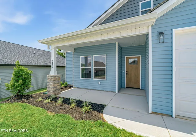 3rd image of 918 Stratford Ave, Sweetwater, TN 37874 | MLS# 1346827