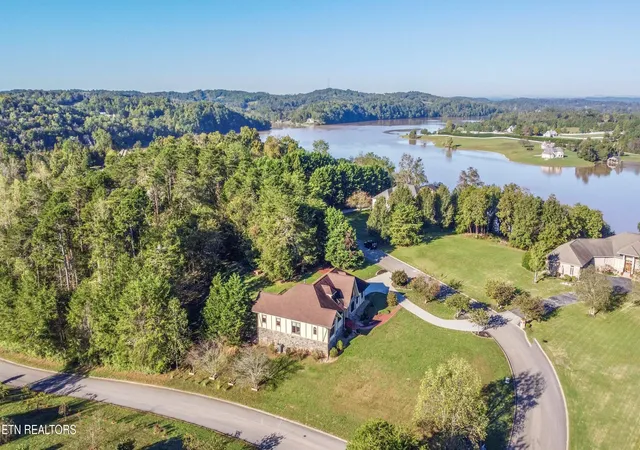 Homes for sale in Friendsville, TN | 135 Bluffton Rd, Friendsville, TN 37737 | MLS# 1346406