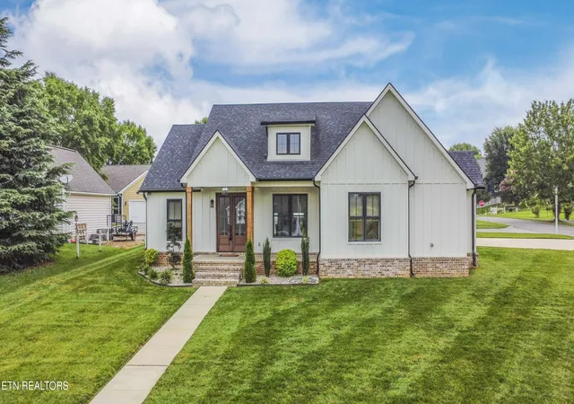 Homes for sale in Andersonville, TN | 137 Larkspur Dr, Andersonville, TN 37705 | MLS# 1347388