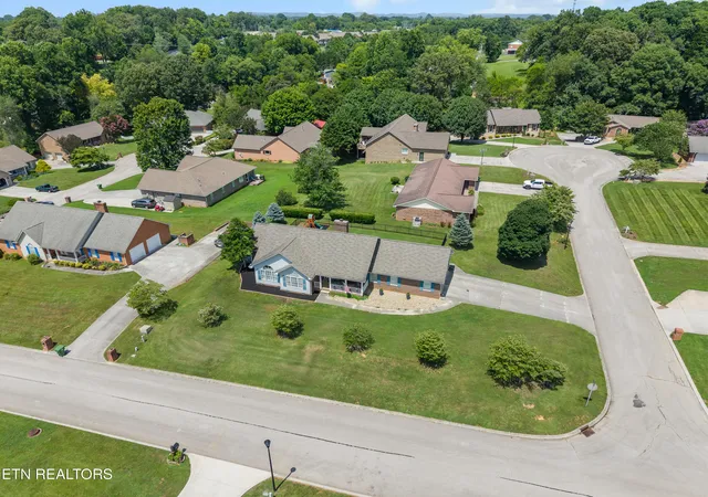 4th image of 940 Meadow Oaks Dr, Maryville, TN 37803 | MLS# 1347033