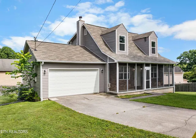 Photo 3 of Single family home for sale at 4541 Kinlock Ln, Knoxville, TN 37921 | MLS# 1346460 | Listing updated on 2026-09-09