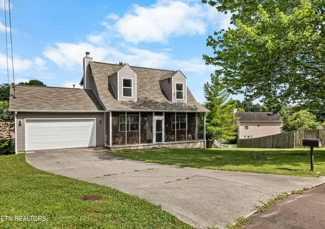 Photo 4 of Single family home for sale at 4541 Kinlock Ln, Knoxville, TN 37921 | MLS# 1346460 | Listing updated on 2026-09-09