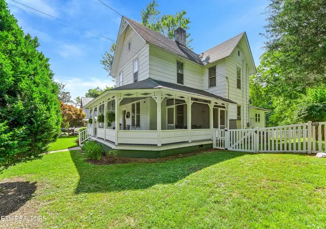 Homes for sale in Harriman, TN | 517 Margrave Dr, Harriman, TN 37748 | MLS# 1346649