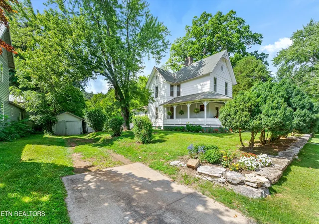 Homes for sale in Harriman, TN | 517 Margrave Dr, Harriman, TN 37748 | MLS# 1346649