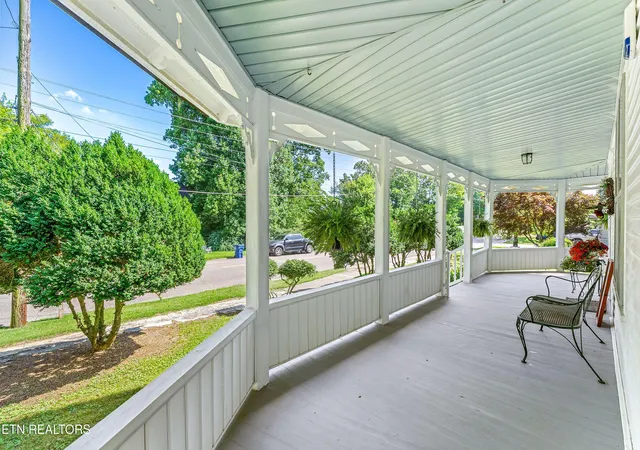 Homes for sale in Harriman, TN | 517 Margrave Dr, Harriman, TN 37748 | MLS# 1346649