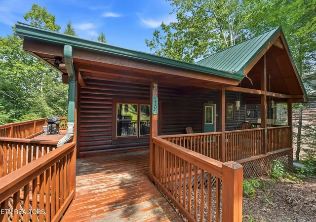 1st image of 530 4 Chickasaw Gap Wy, Pigeon Forge, TN 37863 | MLS# 1346622