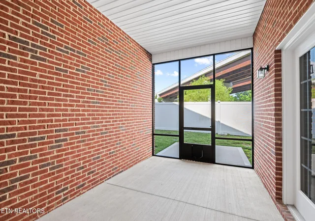 Photo 4 of Sale Pending at 8333 Tumbled Stone Way, Knoxville, TN 37931 | MLS# 1346526 | Listing updated on 2026-08-23