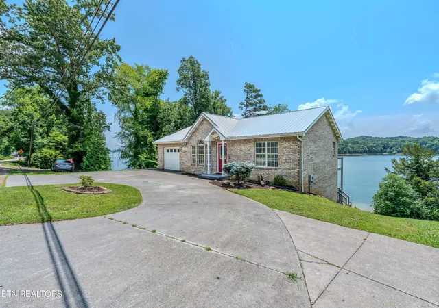 Homes for sale in Dandridge, TN | 1413 Hwy 139, Dandridge, TN 37725 | MLS# 1346967