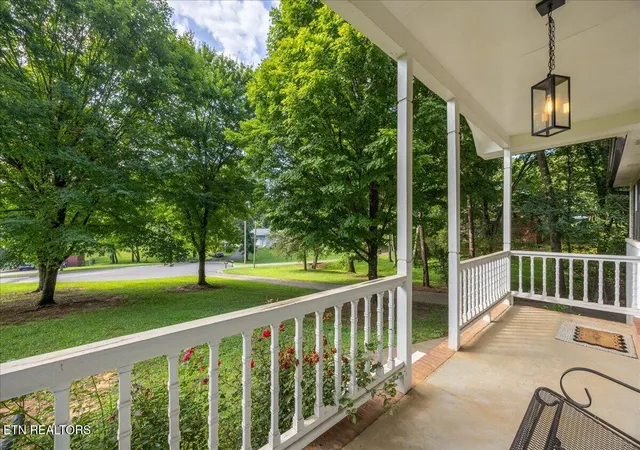 4th image of 860 Anchor Dr, Lenoir City, TN 37771 | MLS# 1346610