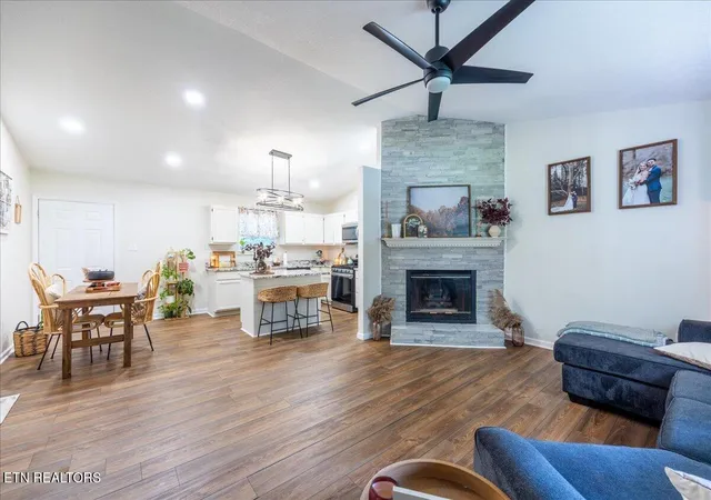 5th image of 860 Anchor Dr, Lenoir City, TN 37771 | MLS# 1346610