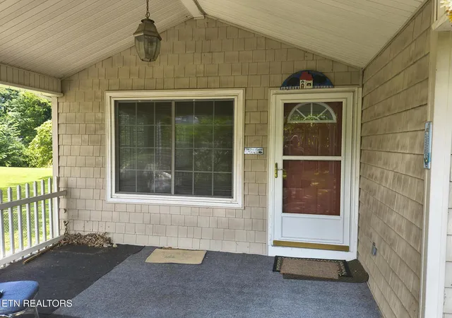 Photo 4 of Single family home for sale at 1919 Shasta Rd, Maryville, TN 37801 | MLS# 1346496 | Listing updated on 2026-08-28
