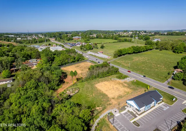 3rd image of 2054 US 411, Maryville, TN 37801 | MLS# 1346642