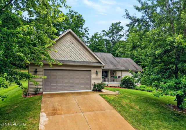 Photo 1 of Single family home for sale at 144 Windsor Rd, Crossville, TN 38558 | MLS# 1346655 | Listing updated on 2026-07-07