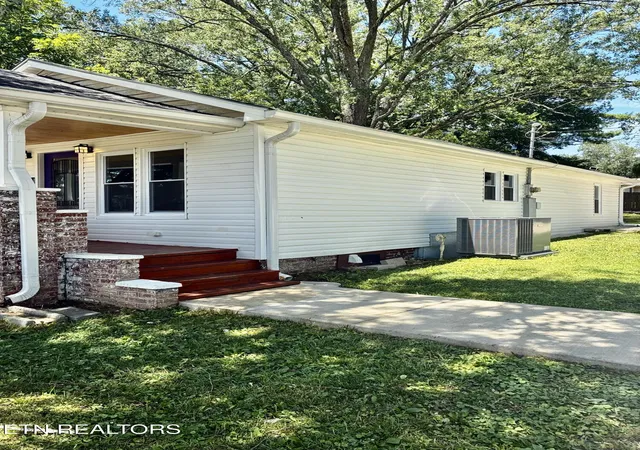 Homes for sale in Morristown, TN | 2215 Morningside Dr, Morristown, TN 37814 | MLS# 1346523
