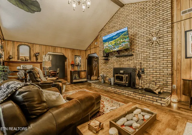 5th image of 543 Reba Ln, Gatlinburg, TN 37738 | MLS# 1347779